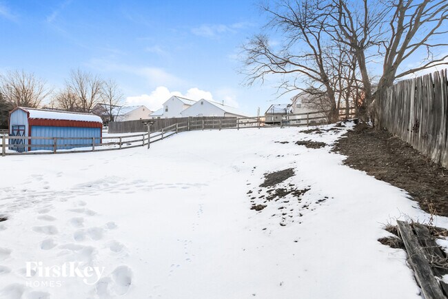 Building Photo - 917 Brookwood Dr