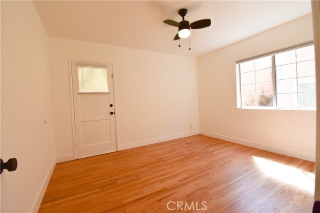 Building Photo - 1570 N Verdugo Rd