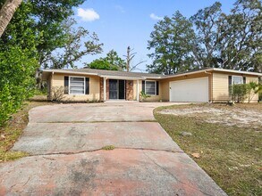Building Photo - Updated 3-Bed, 2-Bath Home on ½-Acre Corner Lot with 2-Car Garage | Move-In Ready
