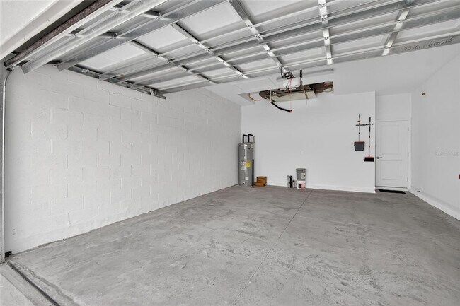 Building Photo - 4027 Westwood Flds Lp