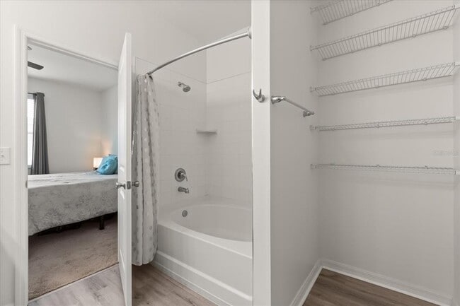 Building Photo - 756 Rioja Dr