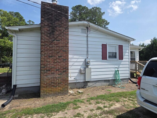 Building Photo - 31426 Cedar View Rd