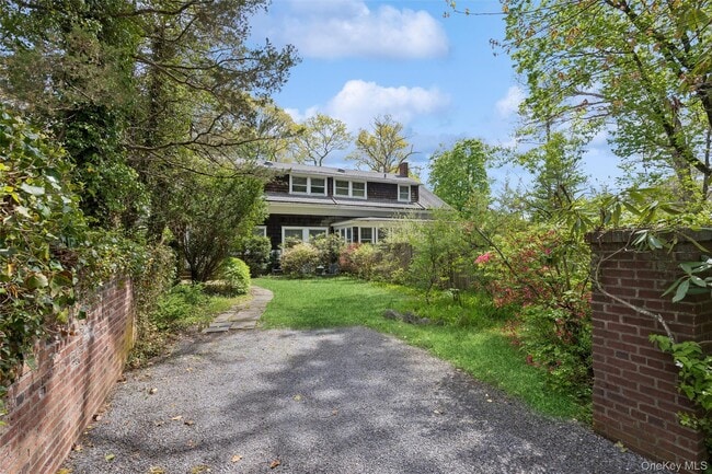 Building Photo - 208 Wheatley Rd