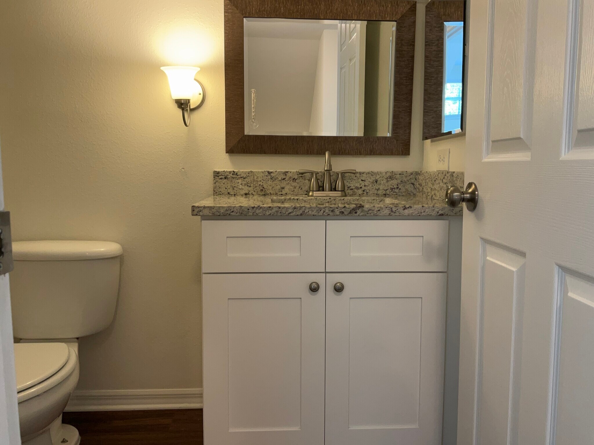 Building Photo - 5607 Tanagerlake Rd