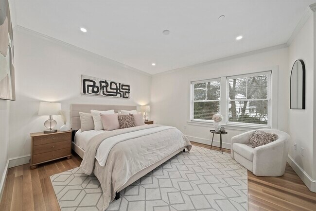 Building Photo - 321 Hammond Pond Pkwy