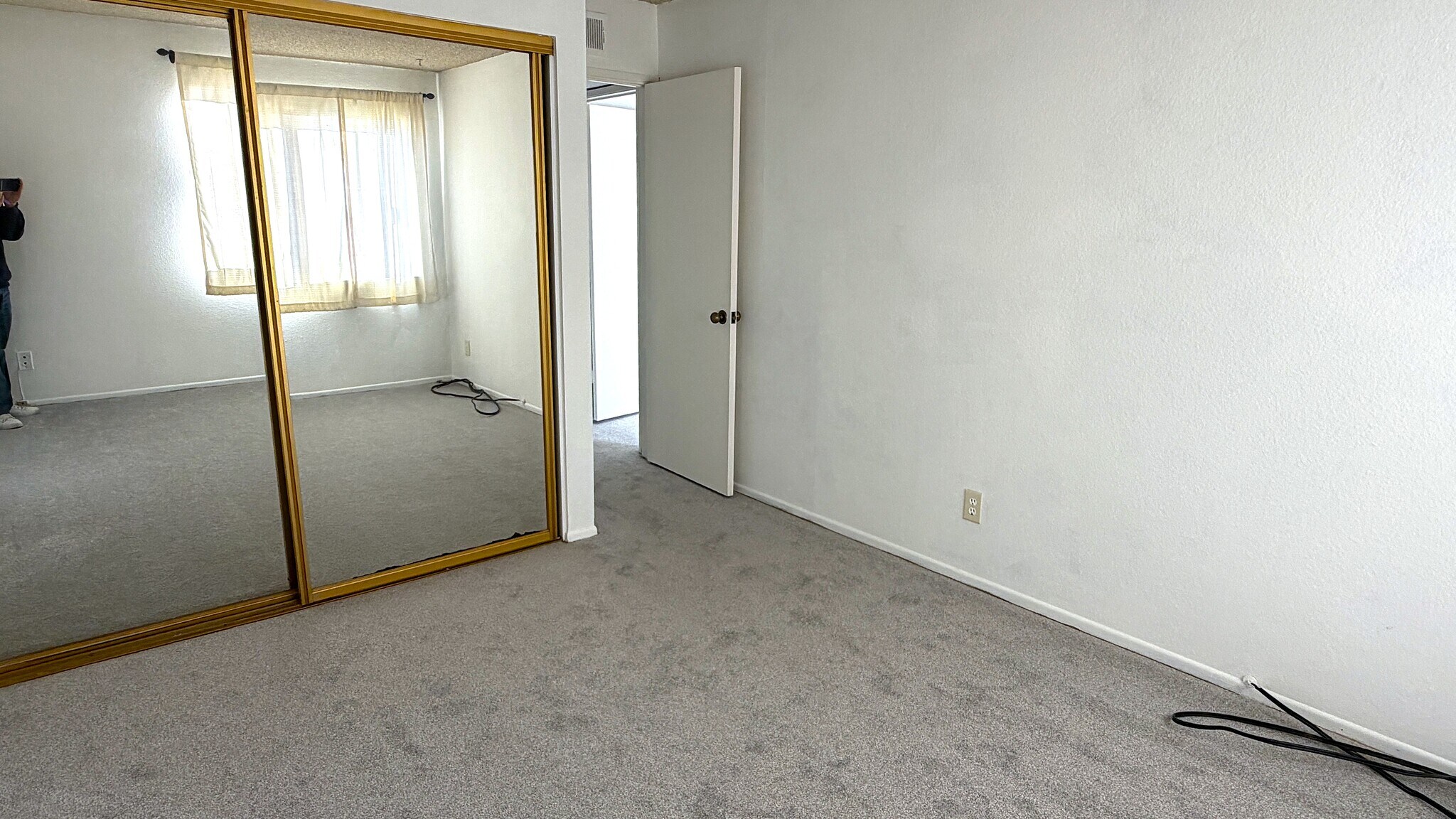 Building Photo - 2805 E 3rd St