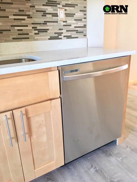 Building Photo - 54-38 Nurge Ave