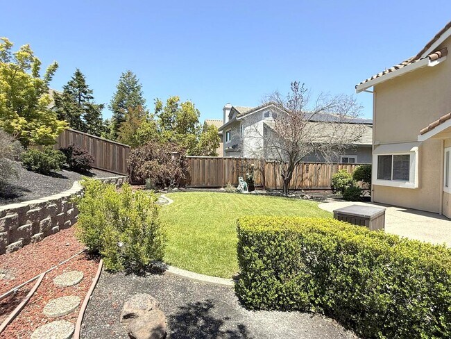 Building Photo - Terrific Danville Location Near Schools ! ...
