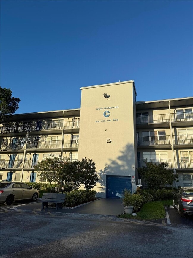 Building Photo - 301 SW 135th Ave