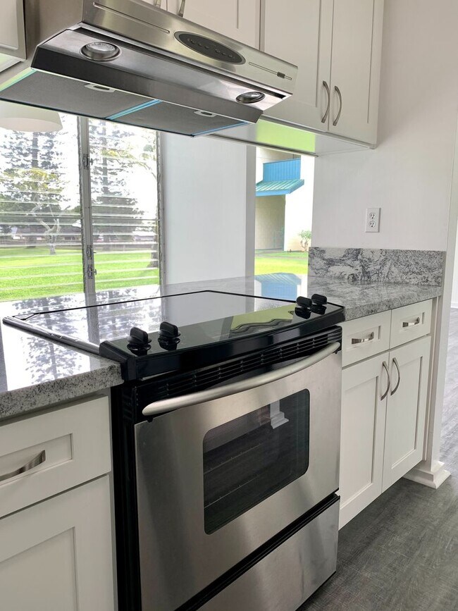 Building Photo - Mililani - Nahoa Apartments: 2 Bed, 1 Bath...