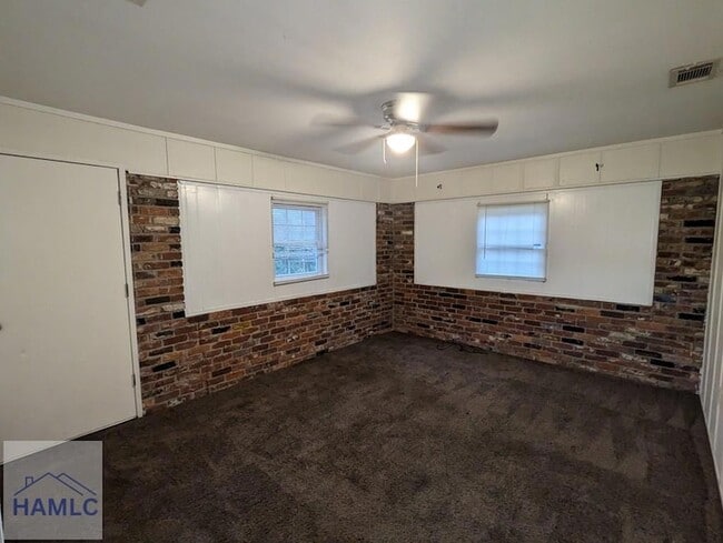 Building Photo - 417 Rogers Rd