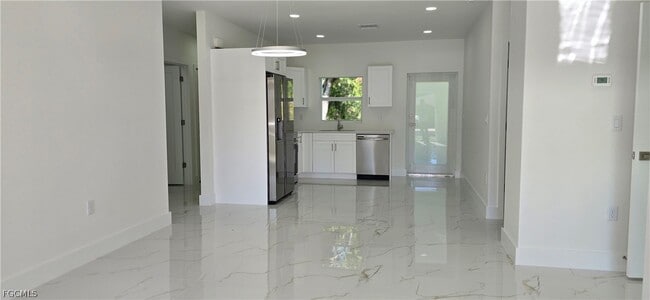 Building Photo - 5218 29th St SW