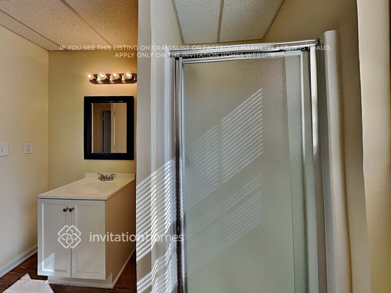 Building Photo - 1410 Pilgrim Way