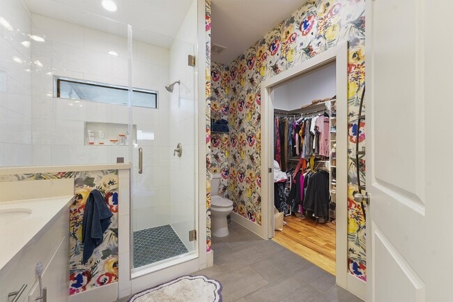 Building Photo - 2708 Kennedy St