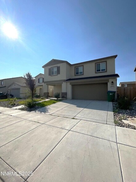 Primary Photo - 8952 Wolf River Dr