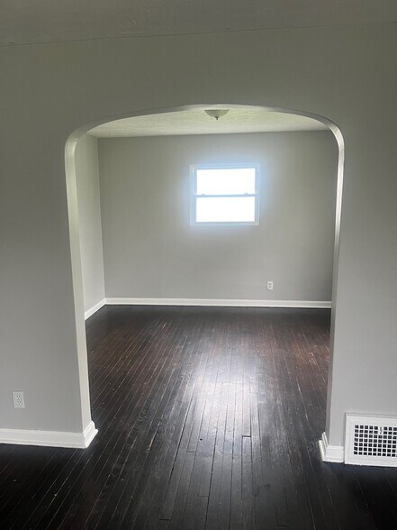 Building Photo - 16713 Scottsdale Blvd