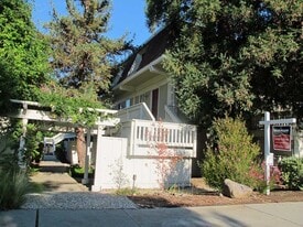 Front of Complex - 3405 Norton Way