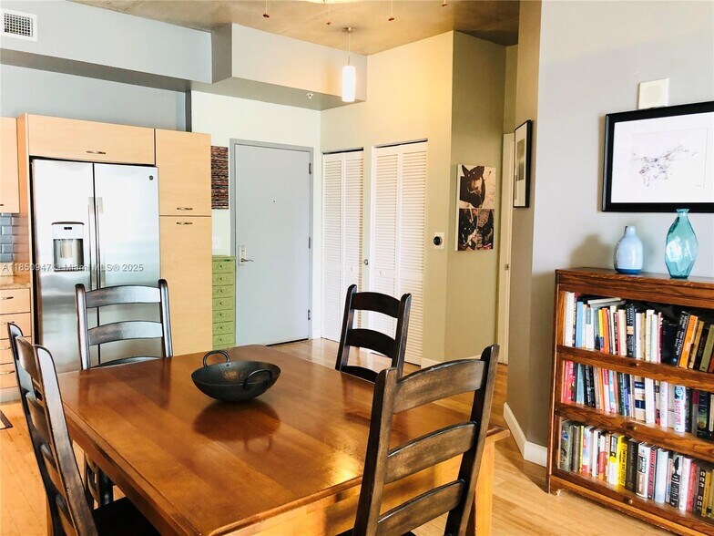 Building Photo - 2275 Biscayne Blvd