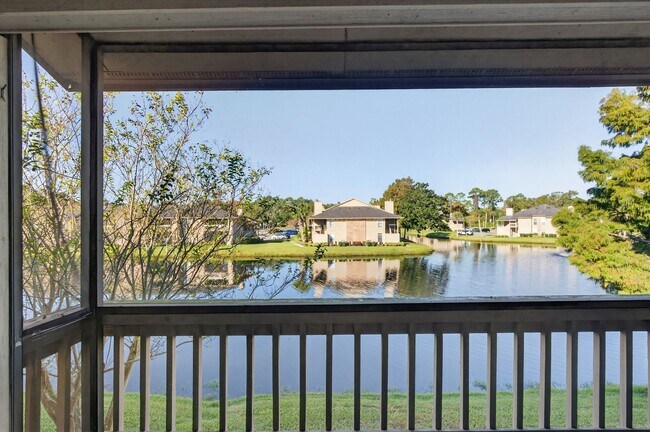 Building Photo - 10200 Belle Rive Blvd
