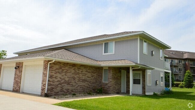 Building Photo - 271 Meadowside Dr