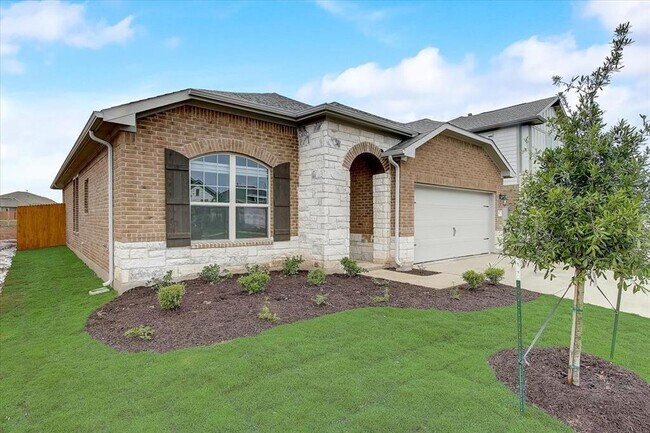 Building Photo - 108 Peruvian Ln