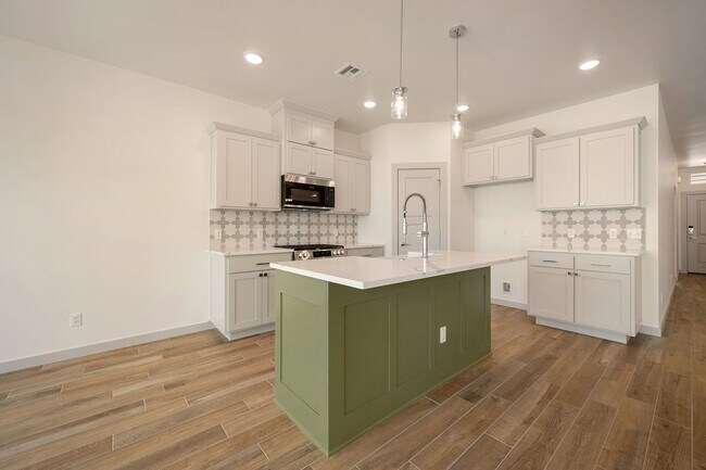 Building Photo - 4909 Misty Wood Ln