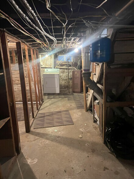 Basement - 12 Gay St