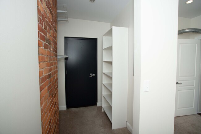 Building Photo - 65 S 5th St