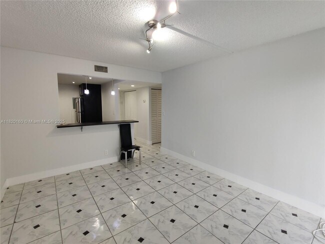 Building Photo - 801 NW 47th Ave
