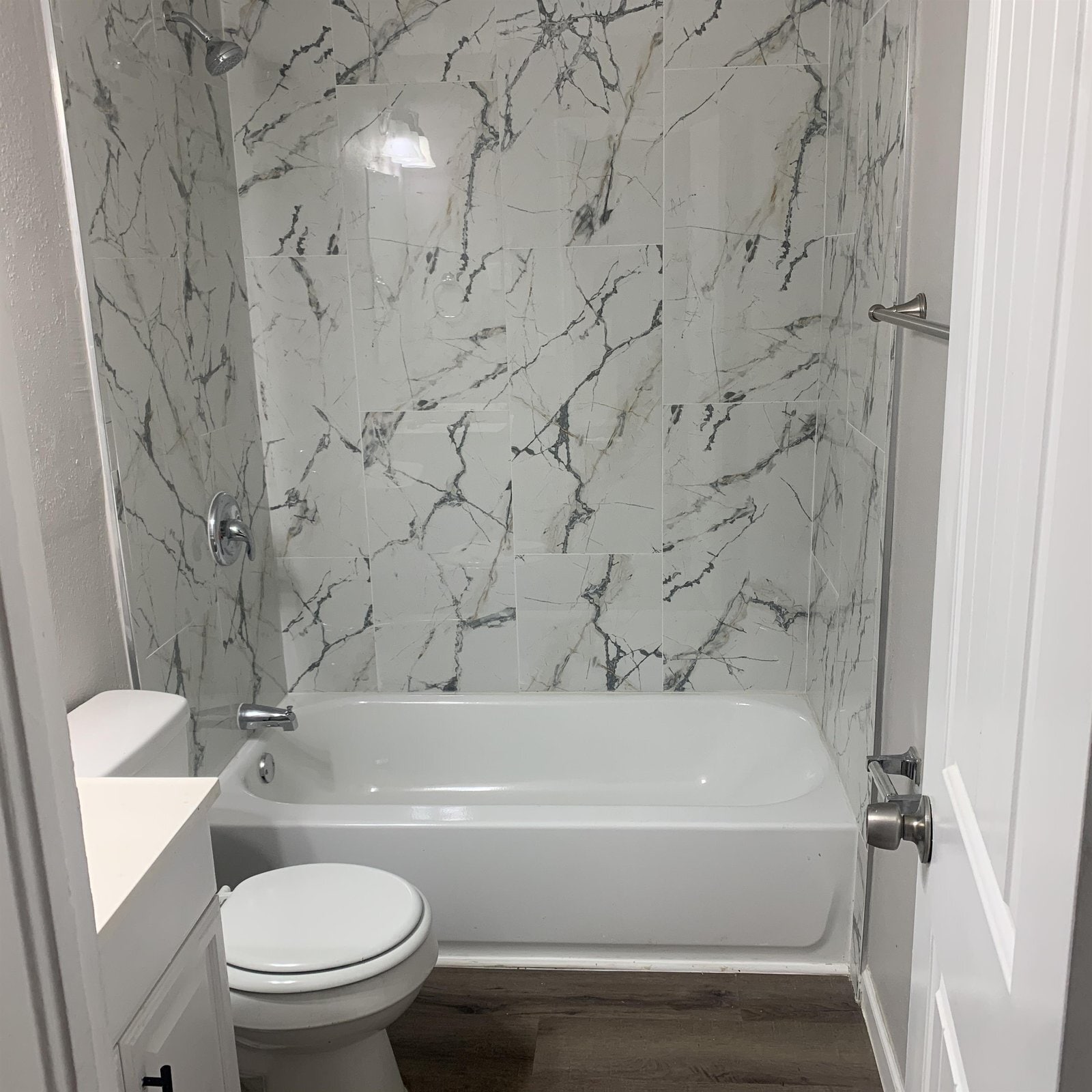 Building Photo - 1523 N Columbia Ave