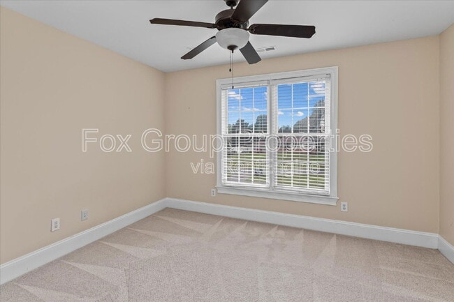 Building Photo - 7887 Mountain Shore Dr