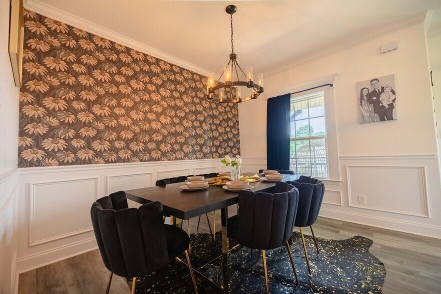 Dining Room - 301 Ridgestone Path