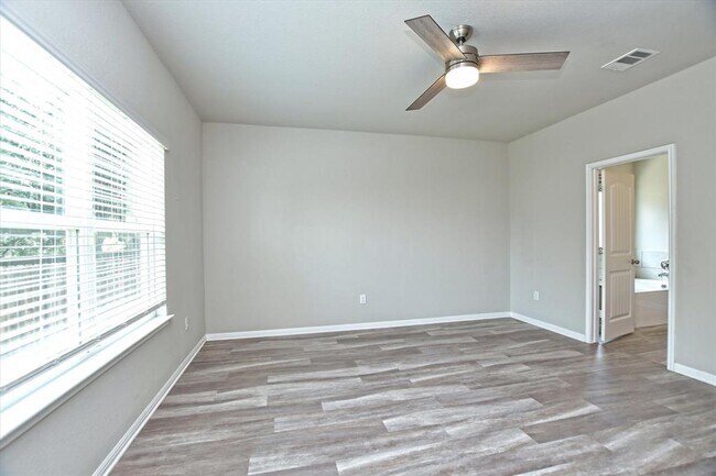 Building Photo - 4300 Porter Farm Rd