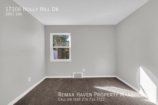 Building Photo - 17106 Holly Hill Dr