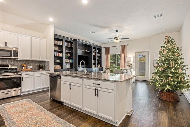 Building Photo - 903 Acorn Trail Pl