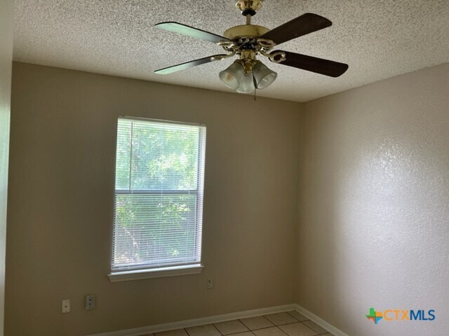 Building Photo - 213 Blanket Dr
