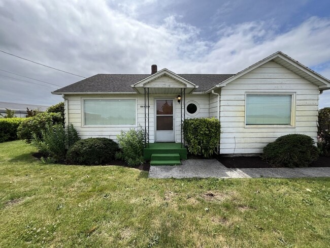 Building Photo - Comfortable Country Retreat on Verboort Road with .22-Acre Lot with Garage and Covered Parking