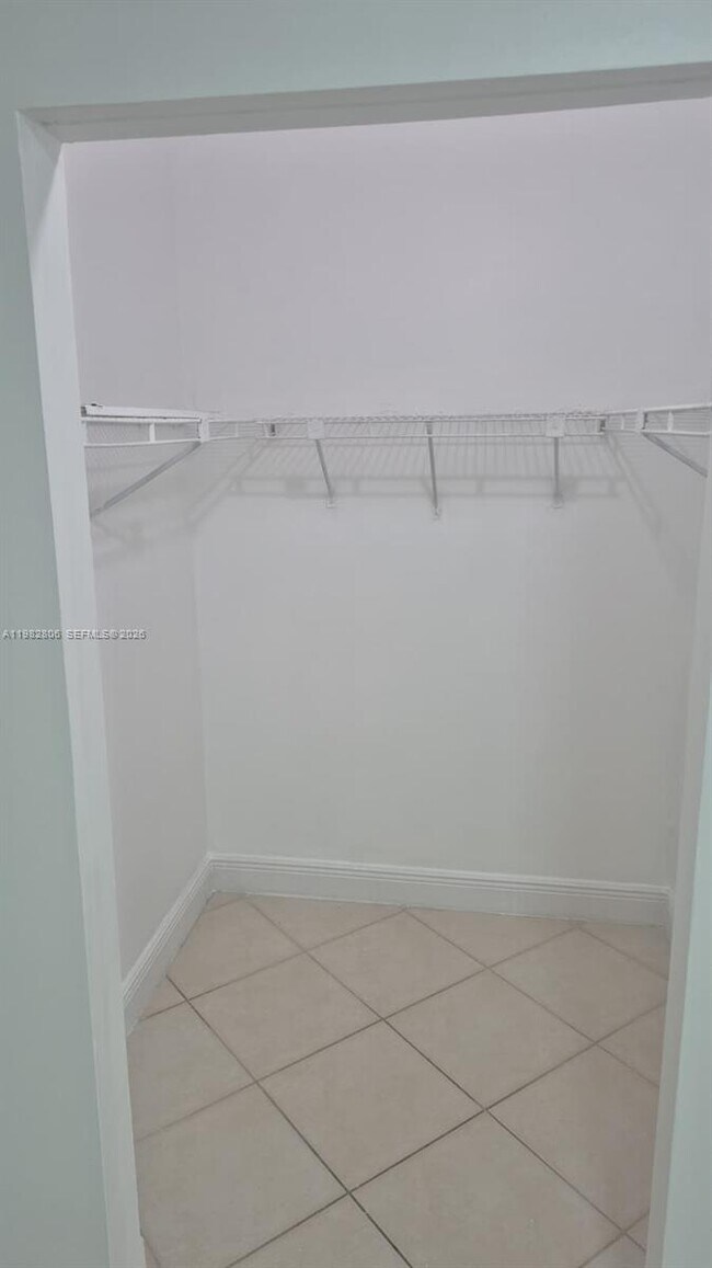 Building Photo - 3355 W 68th St