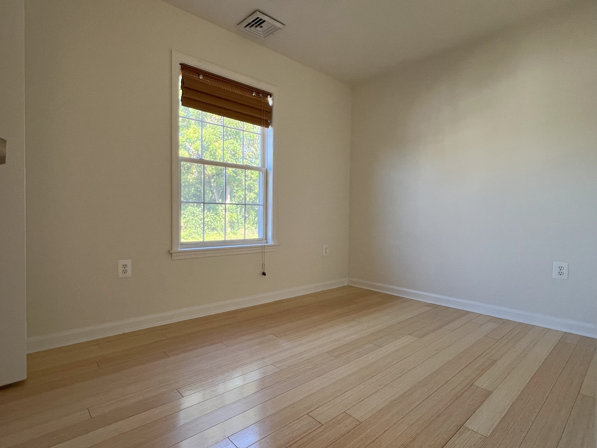 Building Photo - 2691 24th Rd S