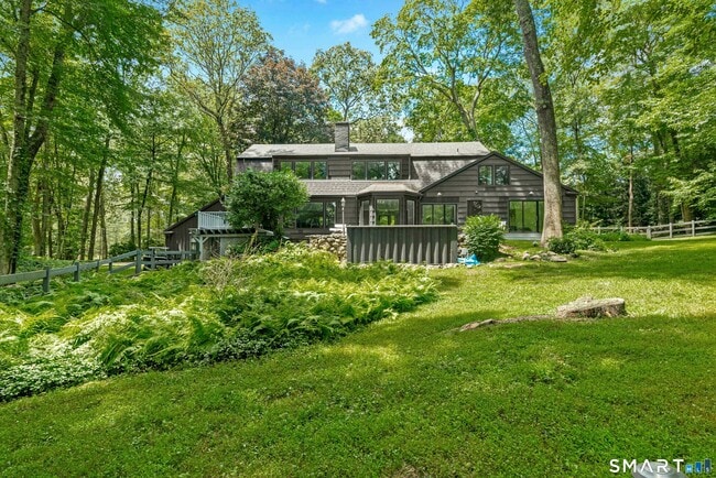 Building Photo - 95 Louises Ln