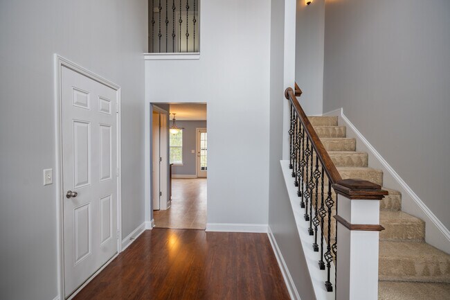 Building Photo - 157 Outpost Trl