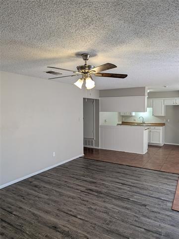 Building Photo - 5608 Burton Ave