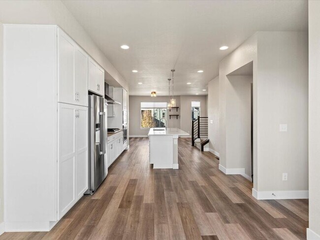 Building Photo - 2504 N Moline St