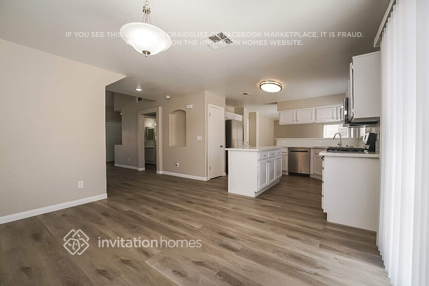 Building Photo - 1715 Ashburn Dr