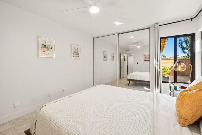 Building Photo - 179 Gran Via