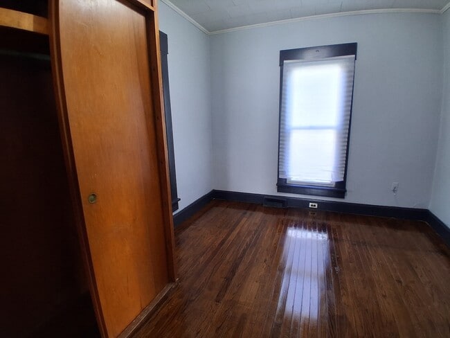 Building Photo - 35 Griffin-S