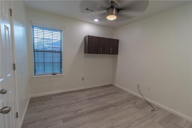 Building Photo - 1703 Watson Ave