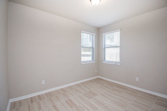 Building Photo - 7643 Green Bulrush Wy