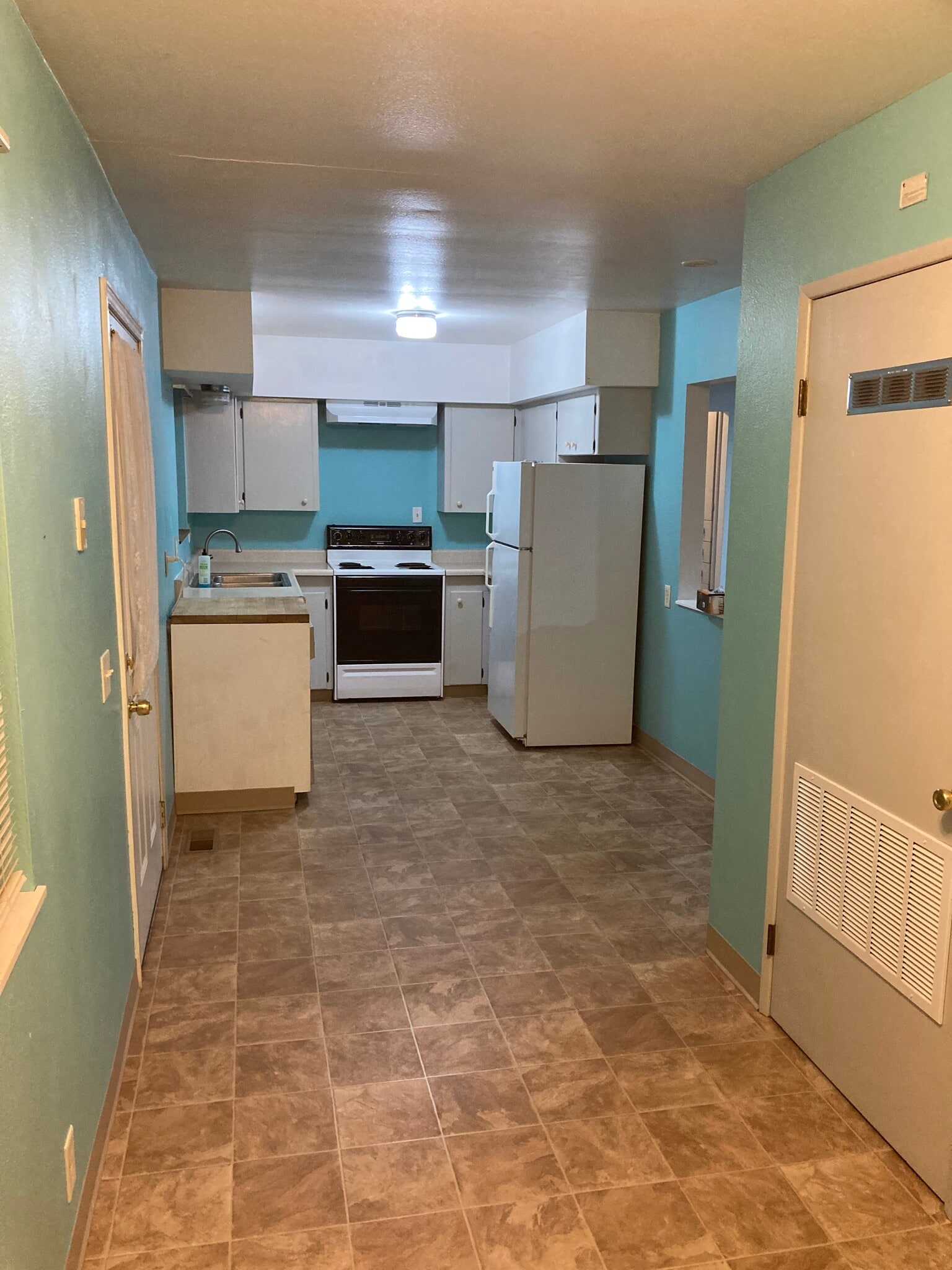 Building Photo - 2626 Southeast 92nd Avenue