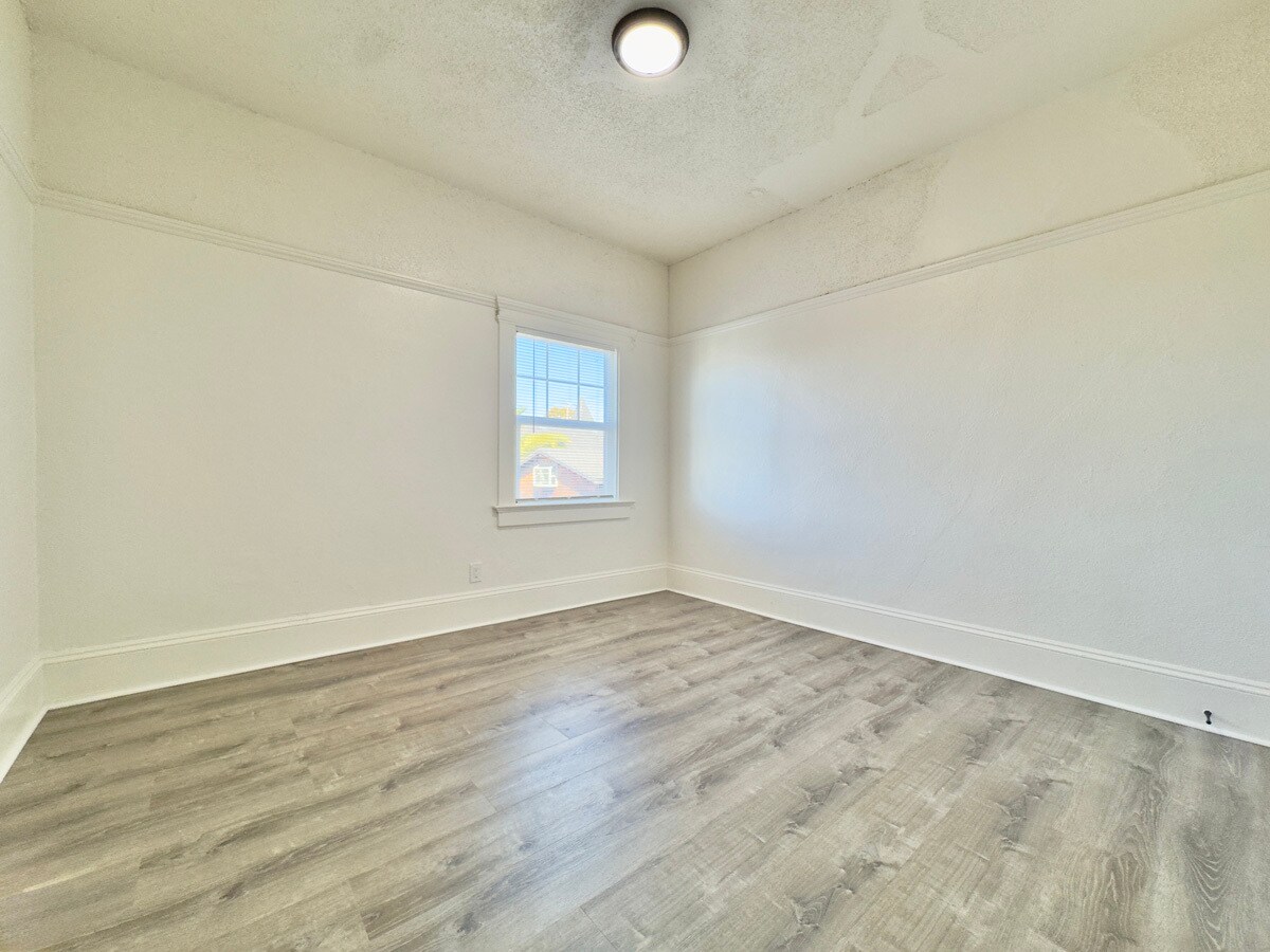 Building Photo - 3641 West St